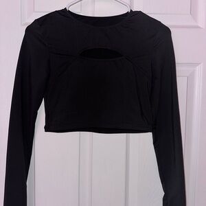 Black Long-Sleeve Cropped Compression Shirt